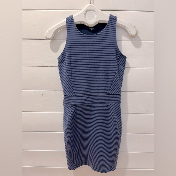 Robe rayée sans manches Toad & Co “Transita” - Marine - Taille XS - Picture 1 of 8